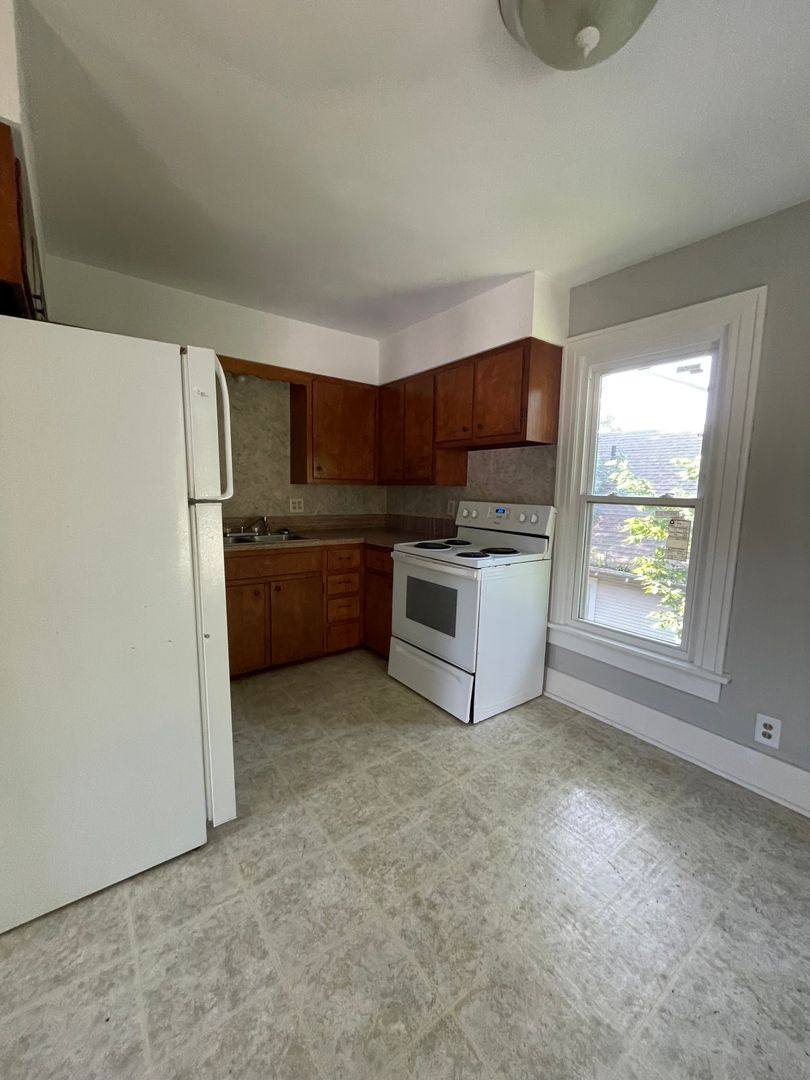 Apartment for rent at 520 State St, Emporia, KS 66801