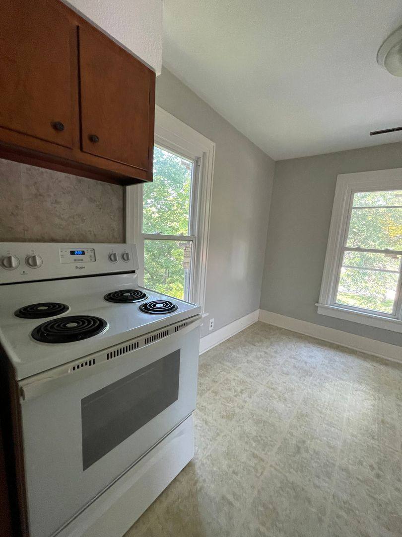Apartment for rent at 520 State St, Emporia, KS 66801