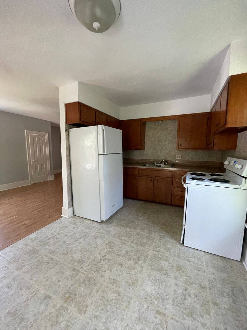 Apartment for rent at 520 State St, Emporia, KS 66801