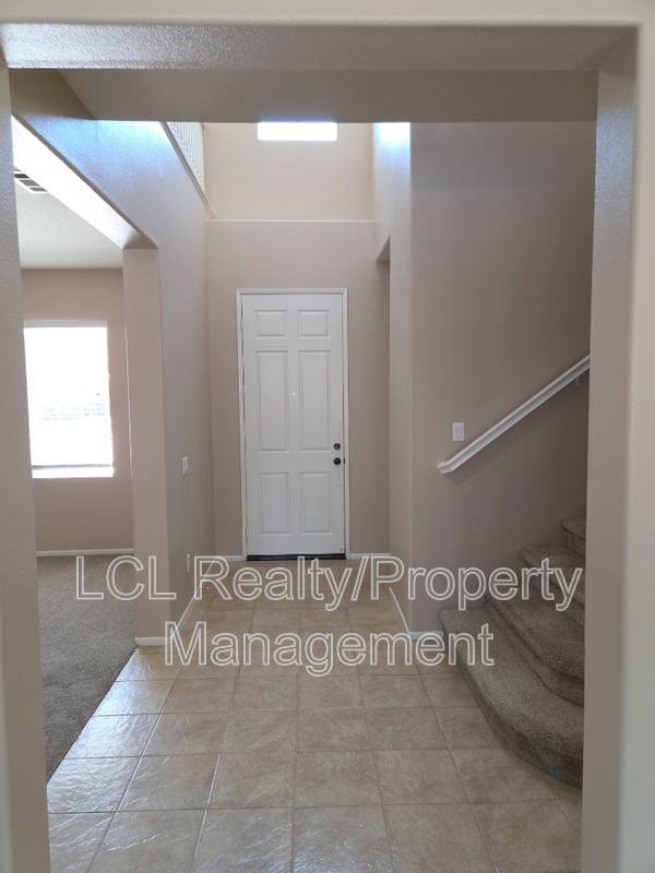 House for rent at 1261 Reinhart St, San Jacinto, CA 92583