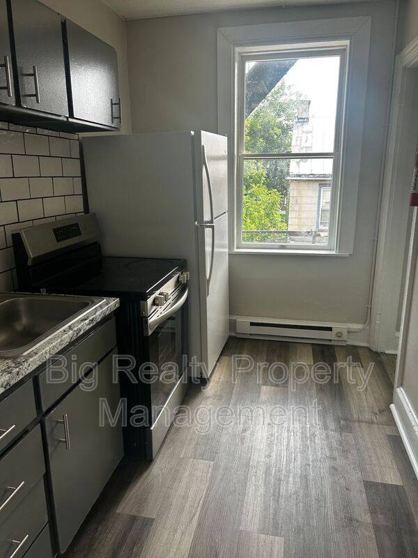 Apartment for rent at 529 King St #2, Pottstown, PA 19464