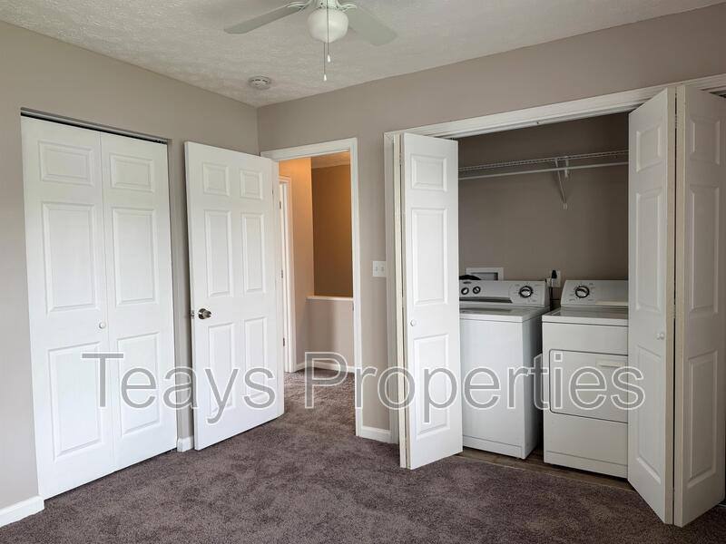 Townhouse for rent at 2624 Henderson Ave #4, Hurricane, WV 25526