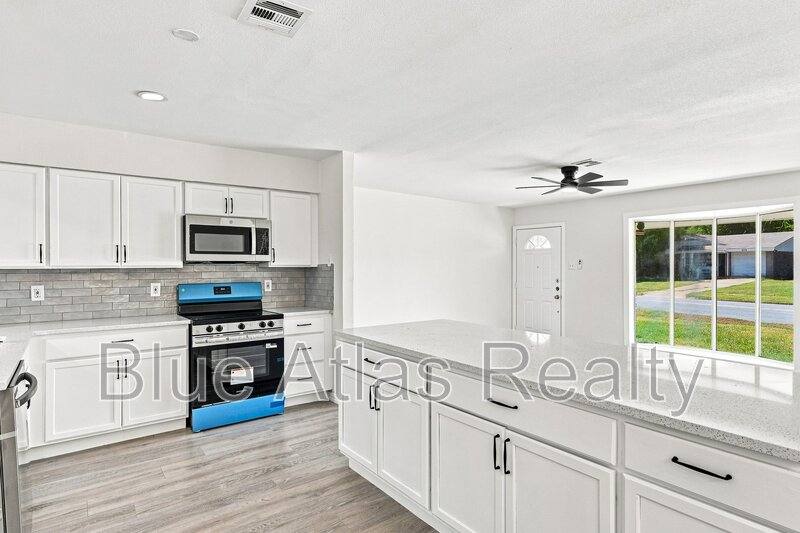 House for rent at 6008 Golden Gate Dr, Dallas, TX 75241