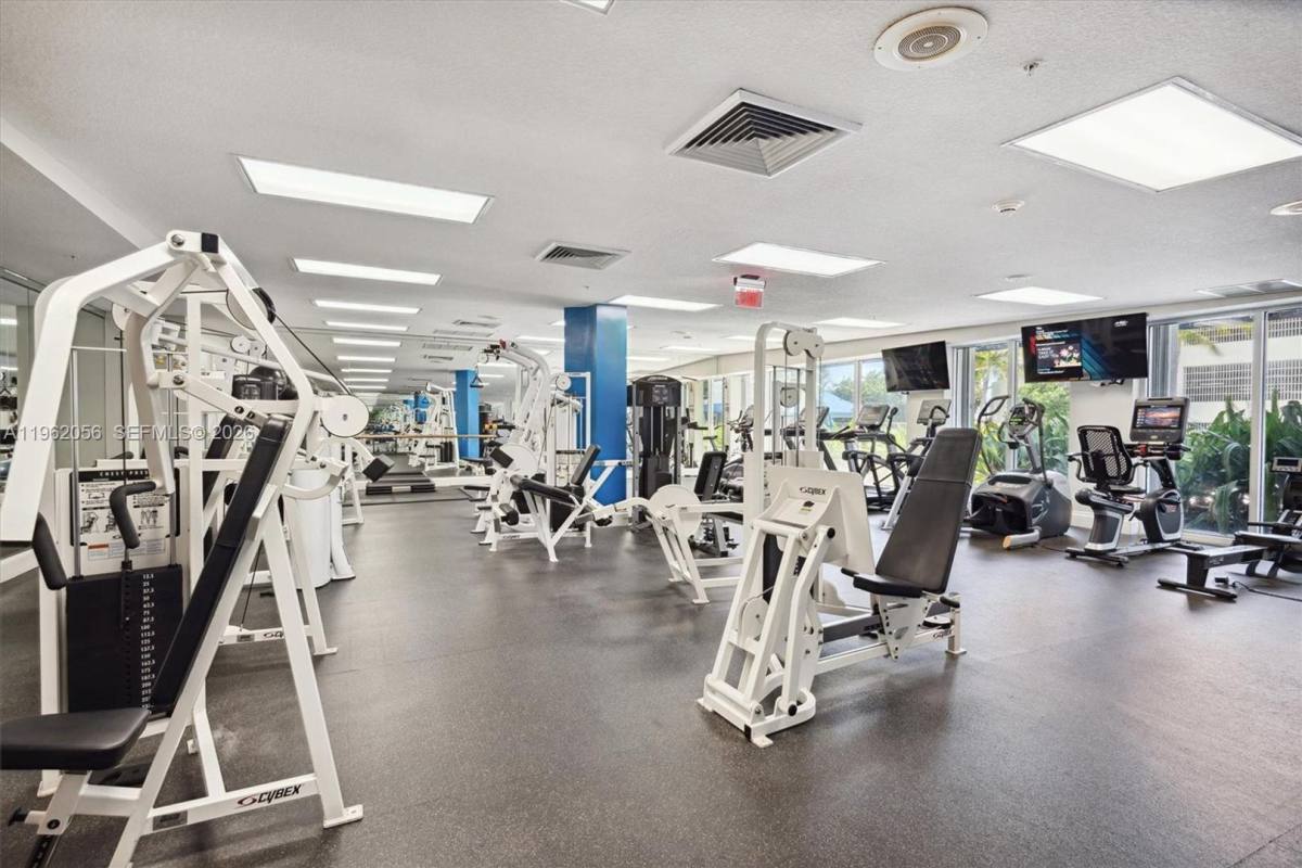 House for rent at 6051 N Ocean Dr #602, Hollywood, FL 33019