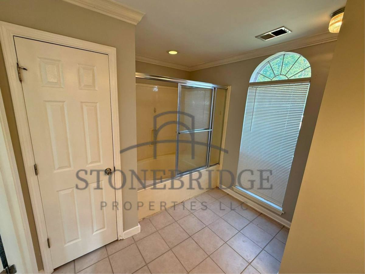 House for rent at 2009 Jackson Lane, Helena, AL 35080