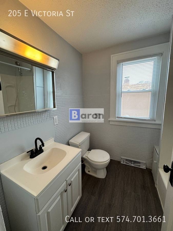 House for rent at 205 E Victoria St, South Bend, IN 46614