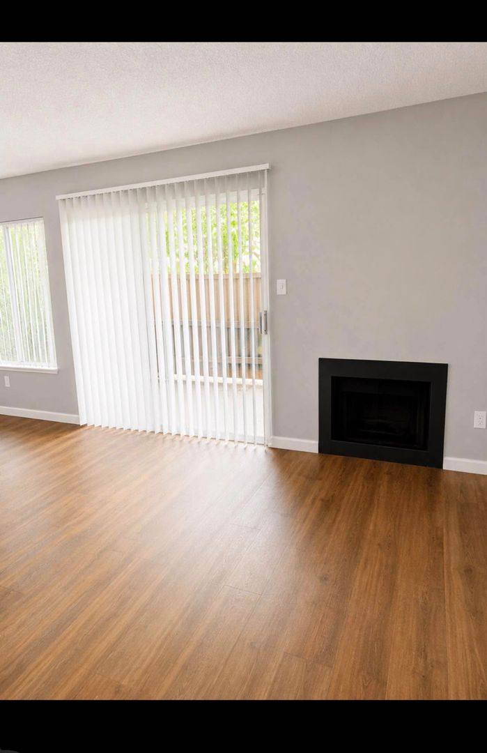 Apartment for rent at 2330 Hurley Way, Sacramento, CA 95825