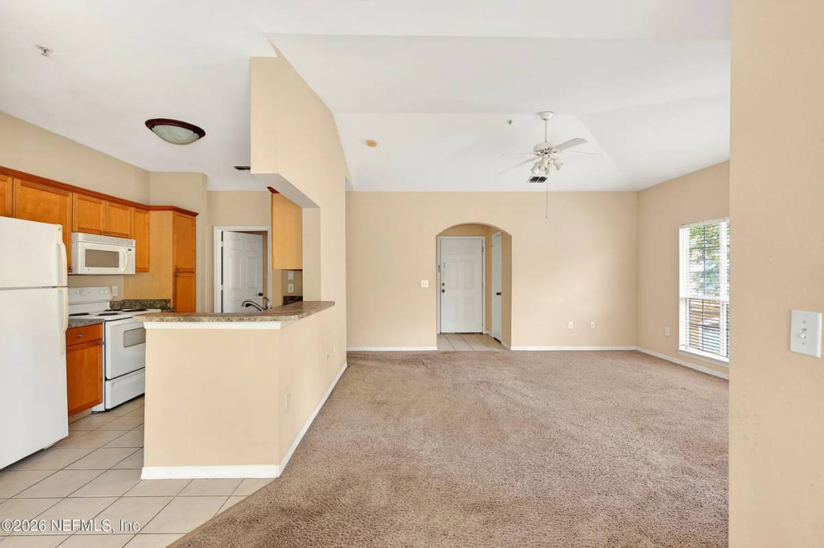 Condo for rent at 10961 Burnt Mill Rd, Jacksonville, FL 32256