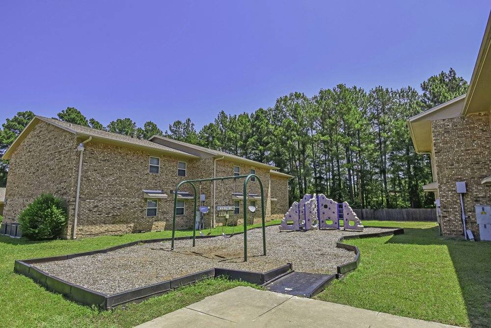 Apartment for rent at 400 Pine Burr Lane, Kilgore, TX 75662