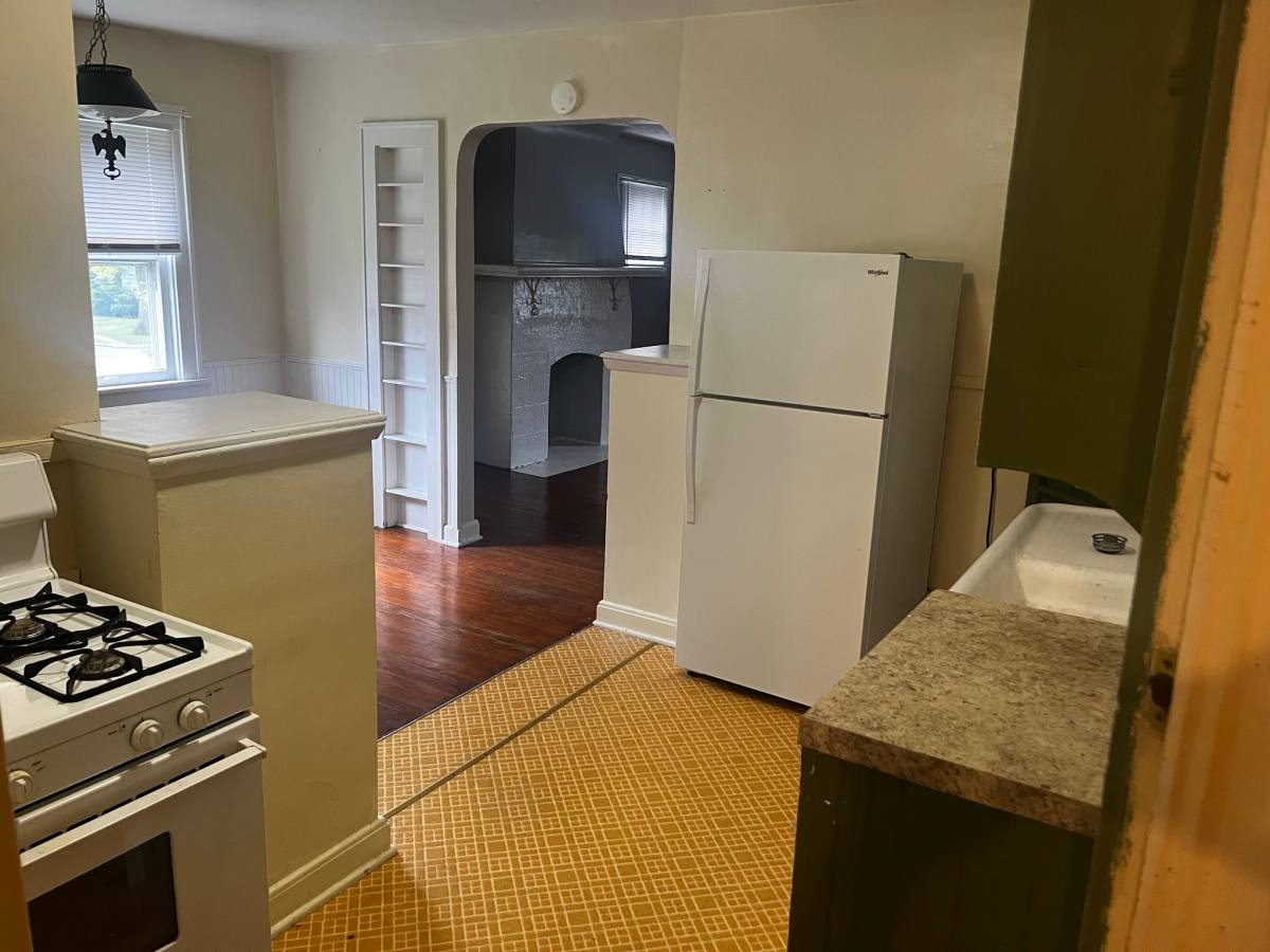 Apartment for rent at 1320 Broad Blvd #2, Cuyahoga Falls, OH 44223