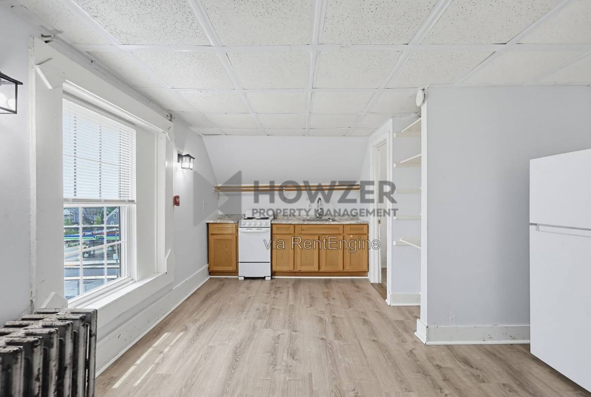 Apartment for rent at 109 Green St #9, Brockton, MA 02301