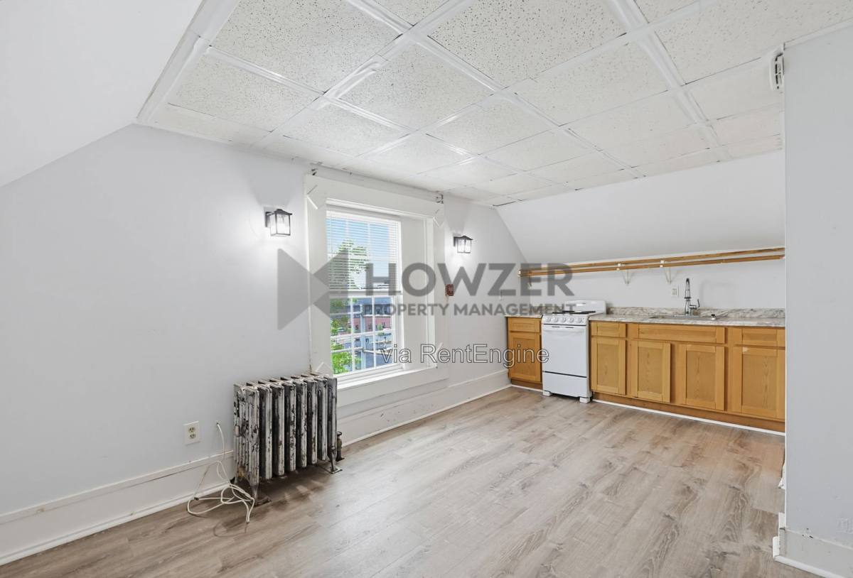 Apartment for rent at 109 Green St #9, Brockton, MA 02301