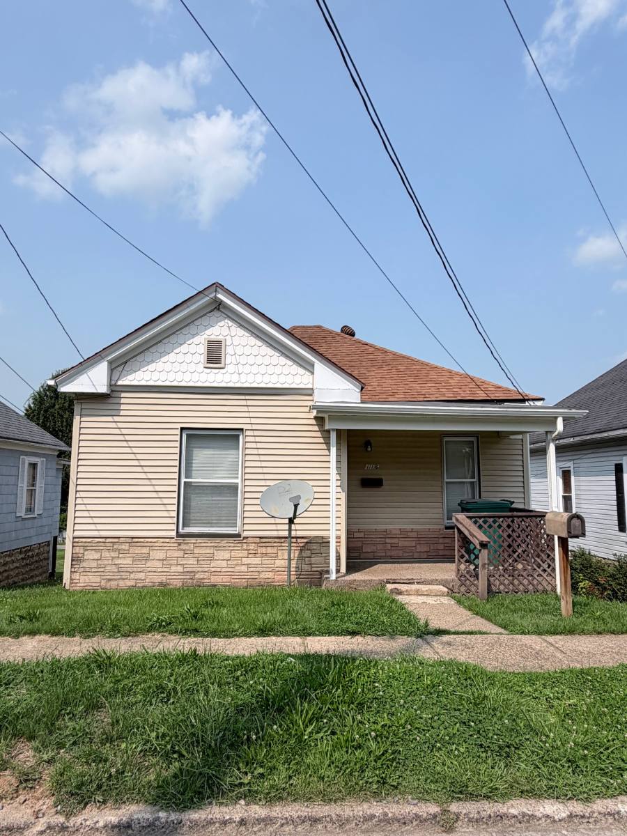 House for rent at 116 W Woodland Ave, Clarksburg, WV 26301