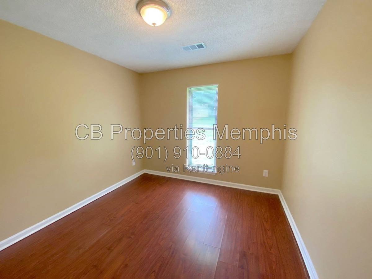 House for rent at 6930 Autumnhill Lane, Memphis, TN 38135