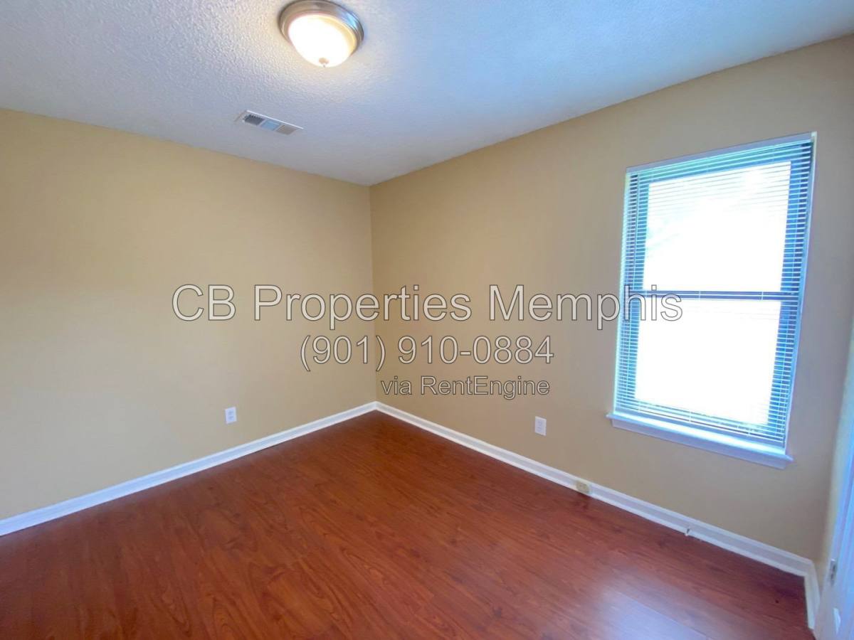 House for rent at 6930 Autumnhill Lane, Memphis, TN 38135