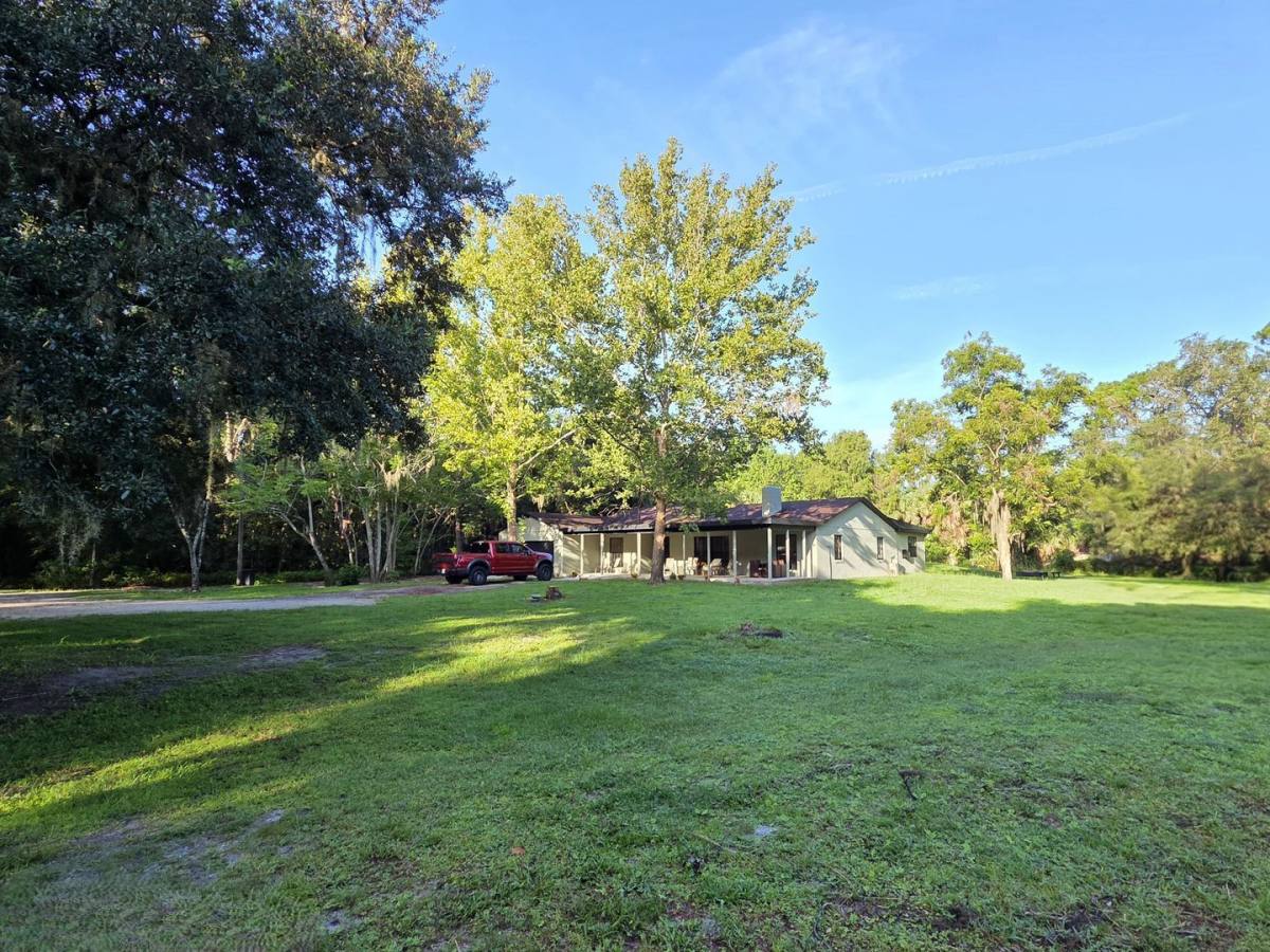 House for rent at 2200 Retreat Rd, Geneva, FL 32732