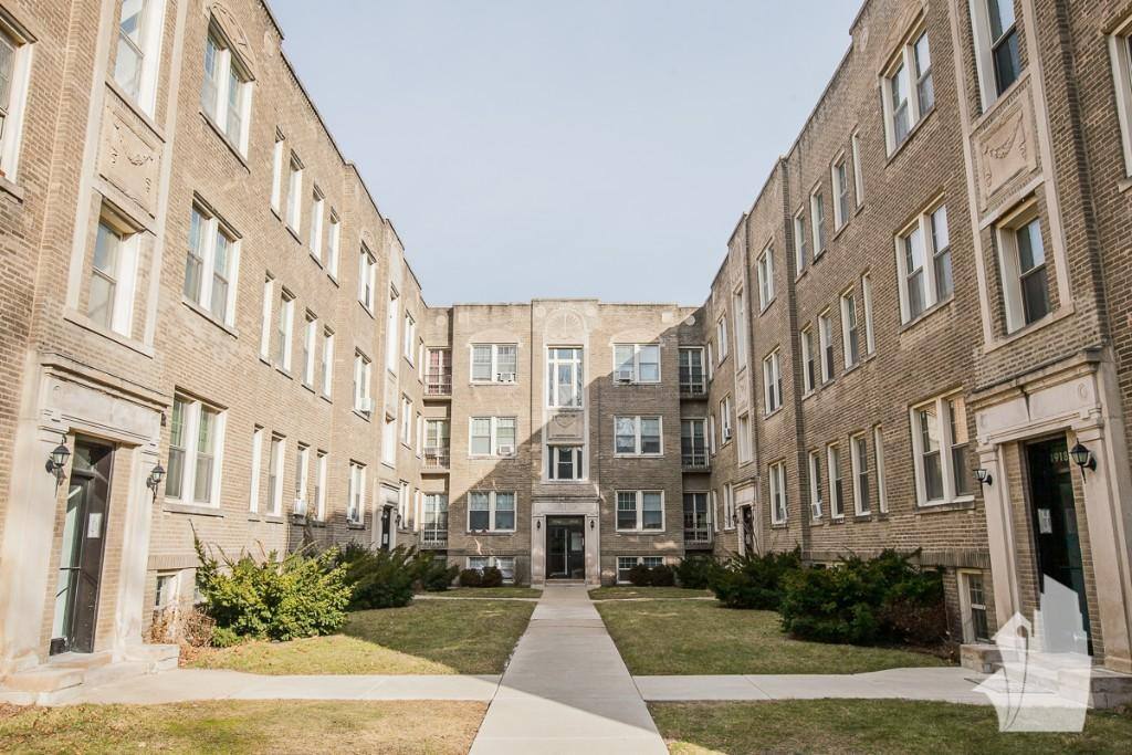 1916 W Winona St #2, Chicago, IL 60640 - Apartment for Rent - Image 1