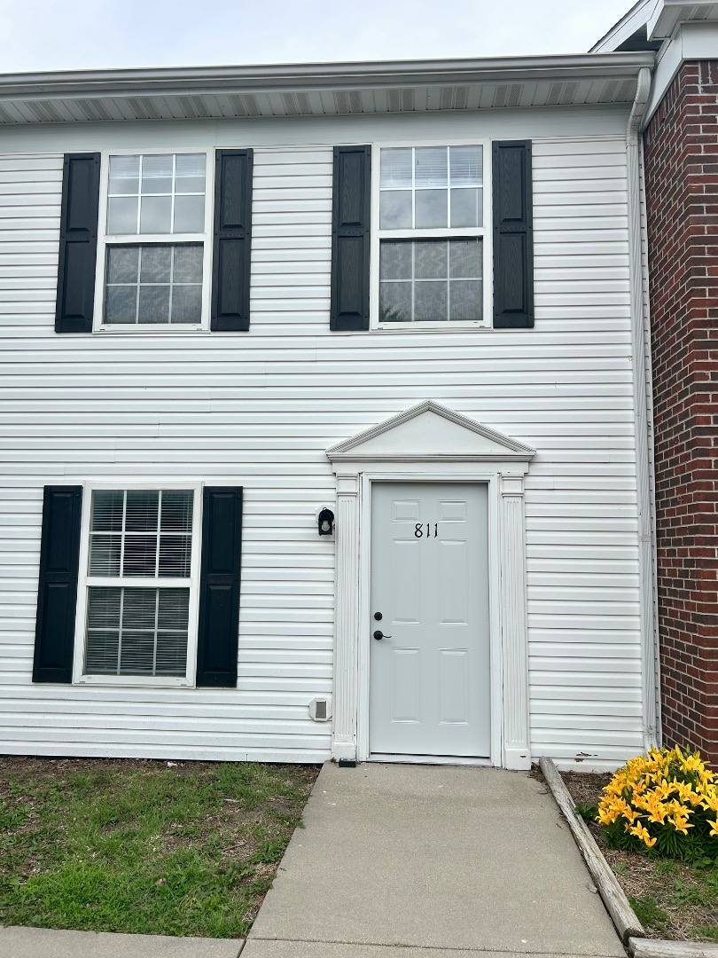 799 Titan Court, Chatham, IL 62629 - Townhouse for Rent - Image 1