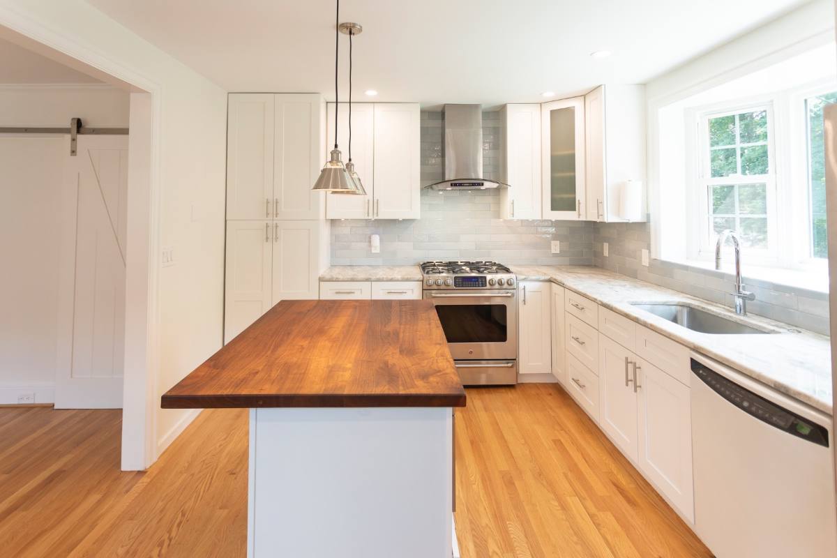 Townhouse for rent at 444 Saint Davids Ave, Wayne, PA 19087