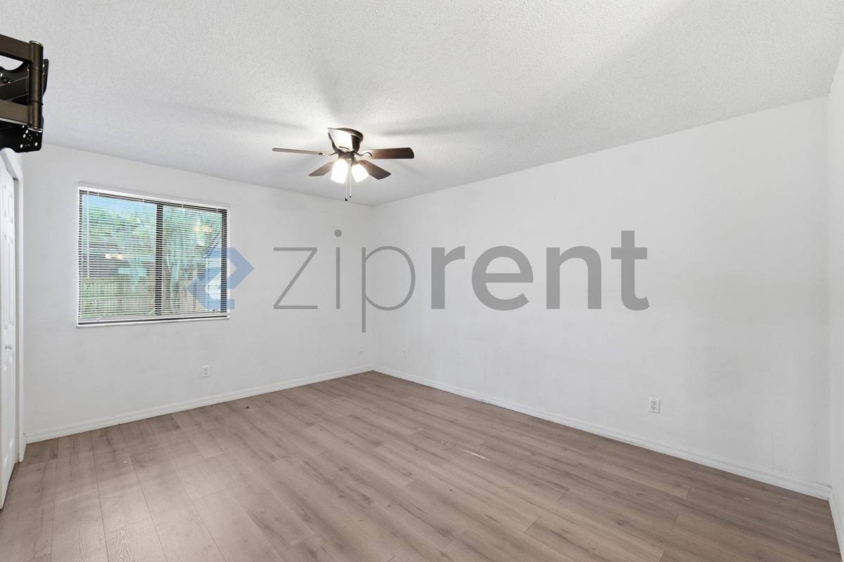Townhouse for rent at 1563 Hancock Lane, Daytona Beach, FL 32117