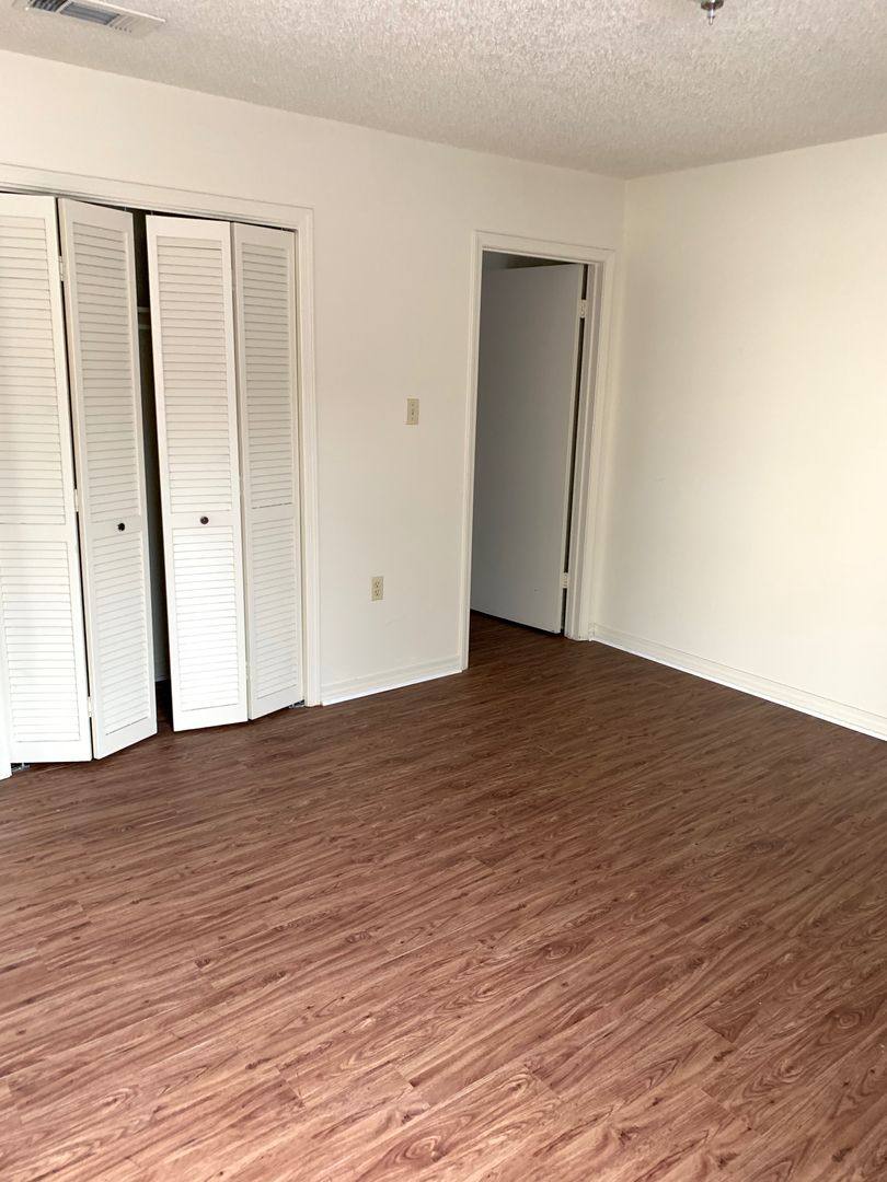 Apartment for rent at 8145 Bayou Fountain Ave, Baton Rouge, LA 70820