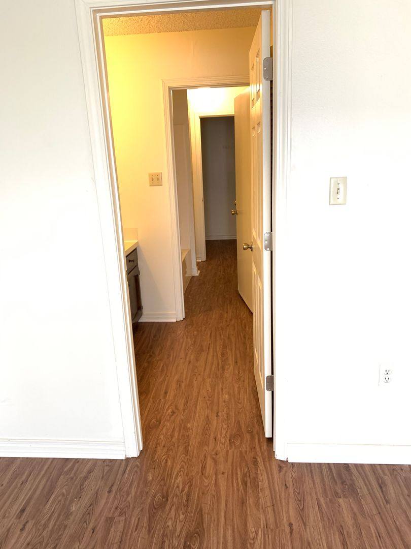 Apartment for rent at 8145 Bayou Fountain Ave, Baton Rouge, LA 70820