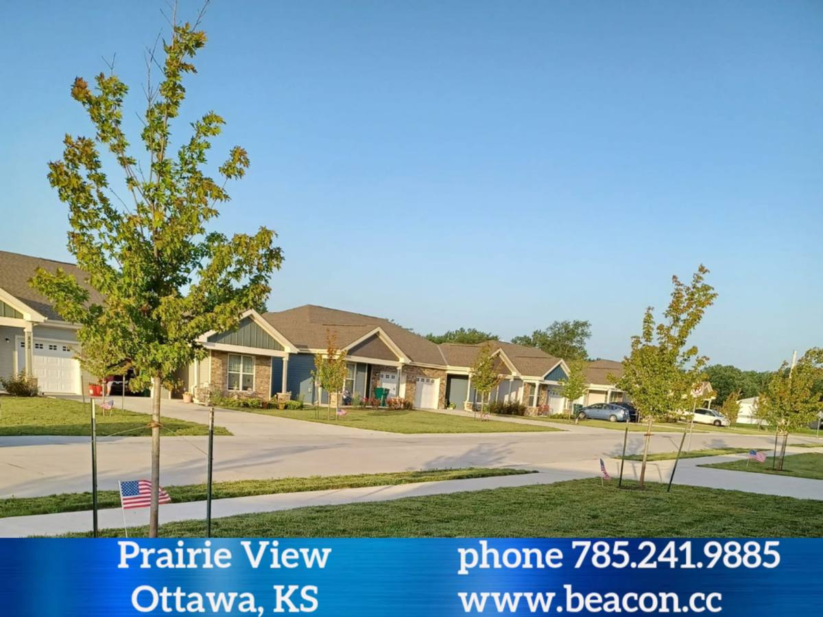 Apartment for rent at 928 E Prairie View St, Ottawa, KS 66067