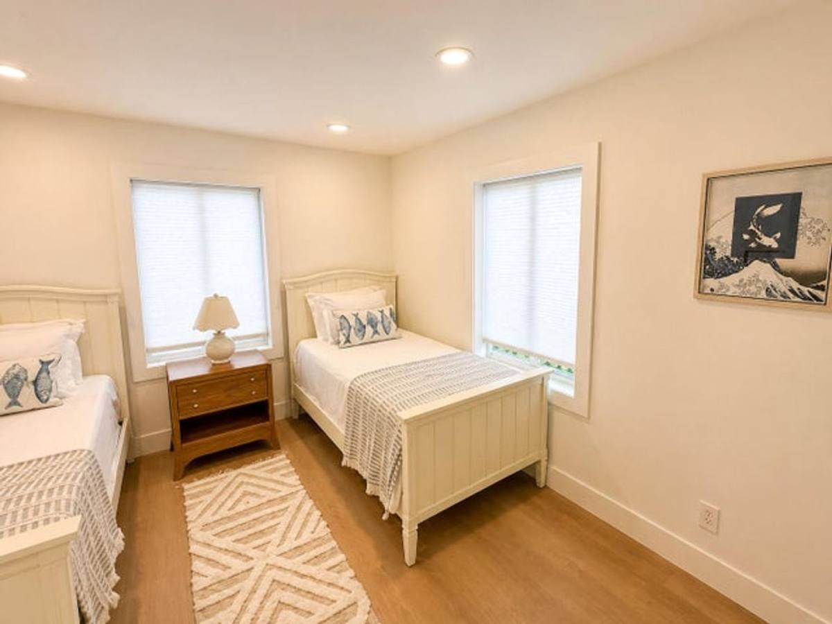 House for rent at 800 SE 11th Court, Fort Lauderdale, FL 33316