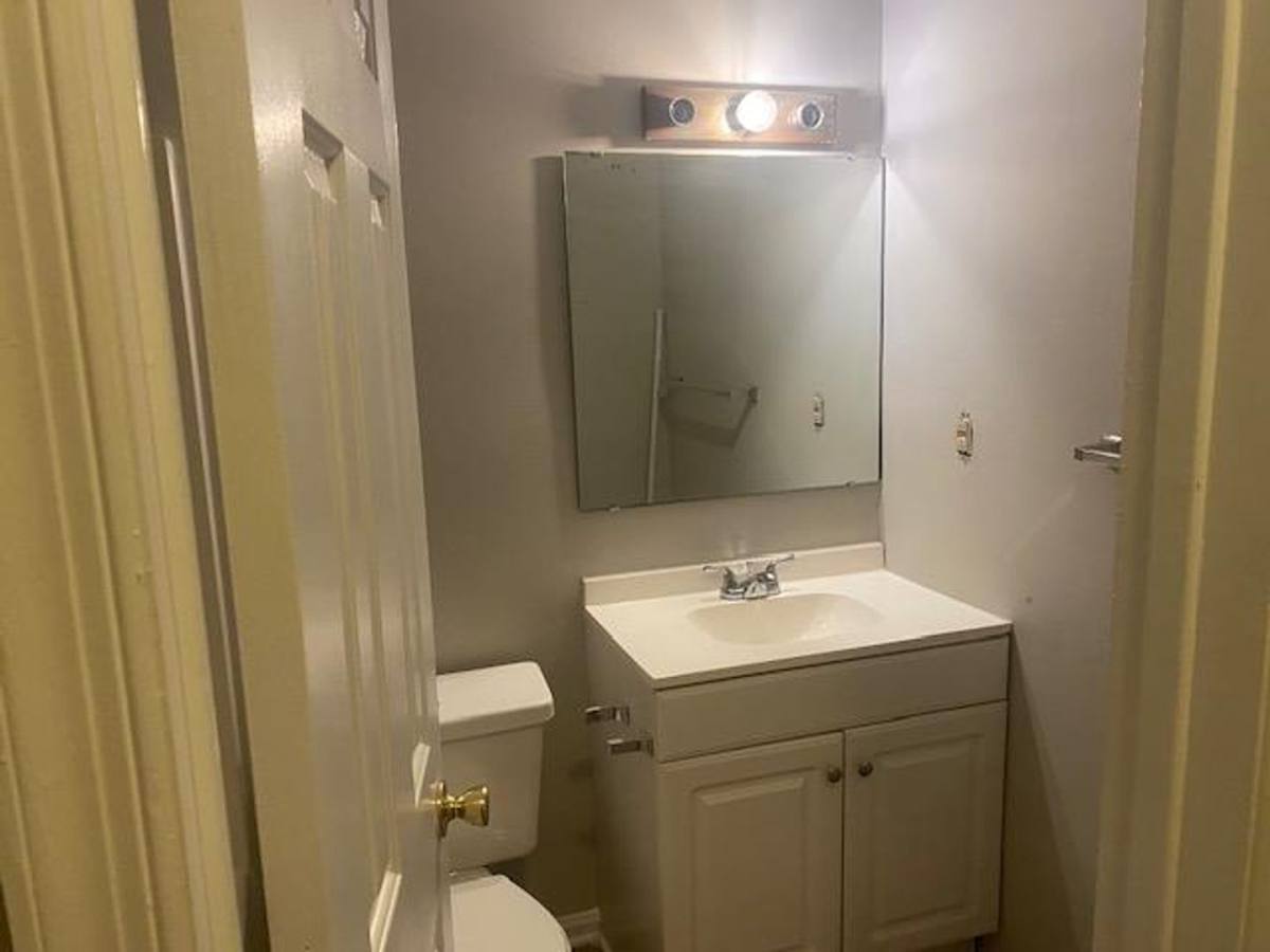 House for rent at 909-C W Chatham St, Cary, NC 27511