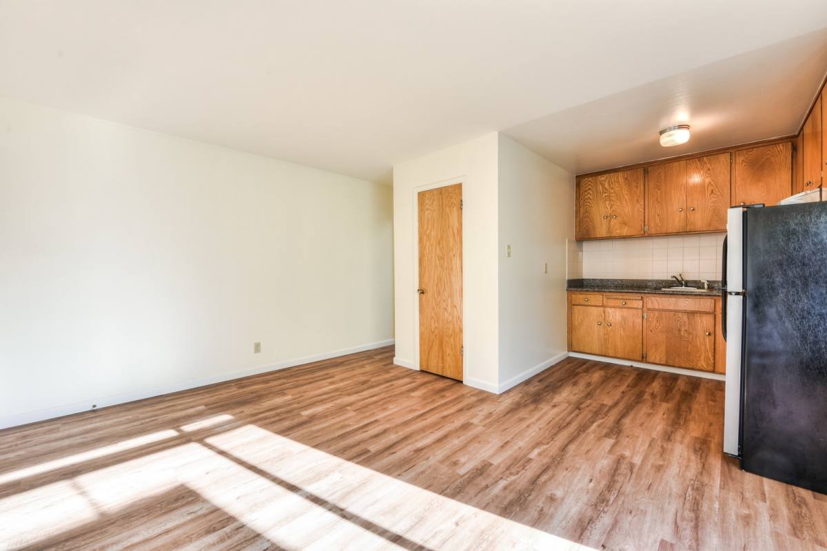 Apartment for rent at 326 32nd Ave, San Francisco, CA 94121