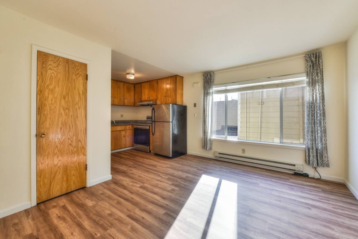 Apartment for rent at 326 32nd Ave, San Francisco, CA 94121