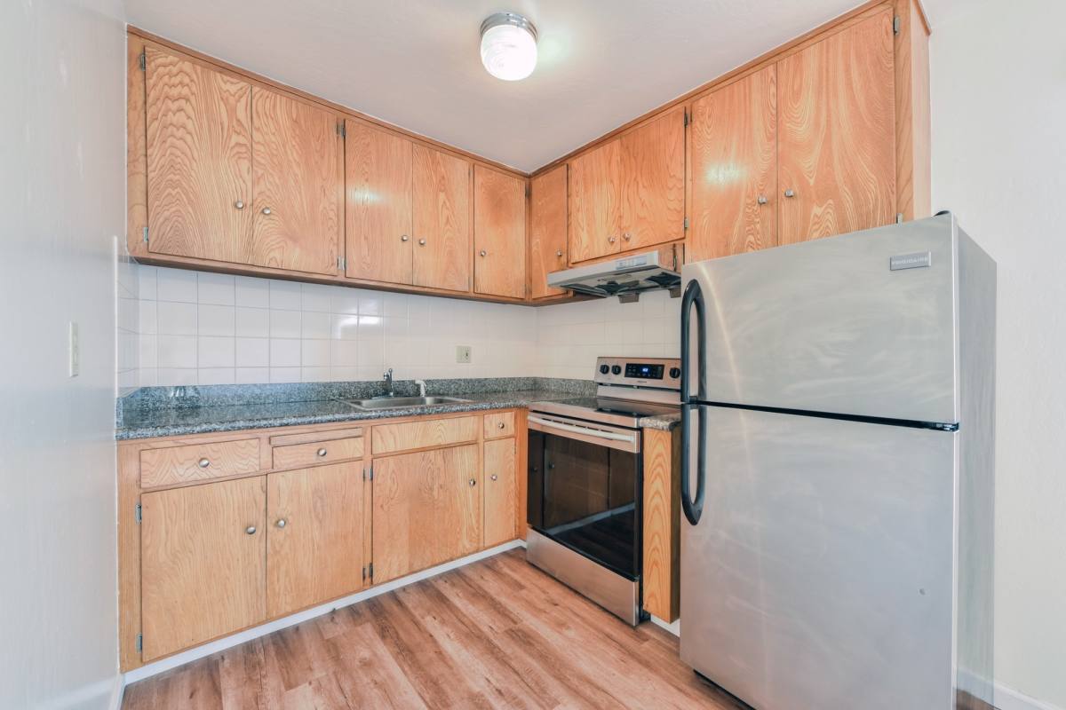 Apartment for rent at 326 32nd Ave, San Francisco, CA 94121