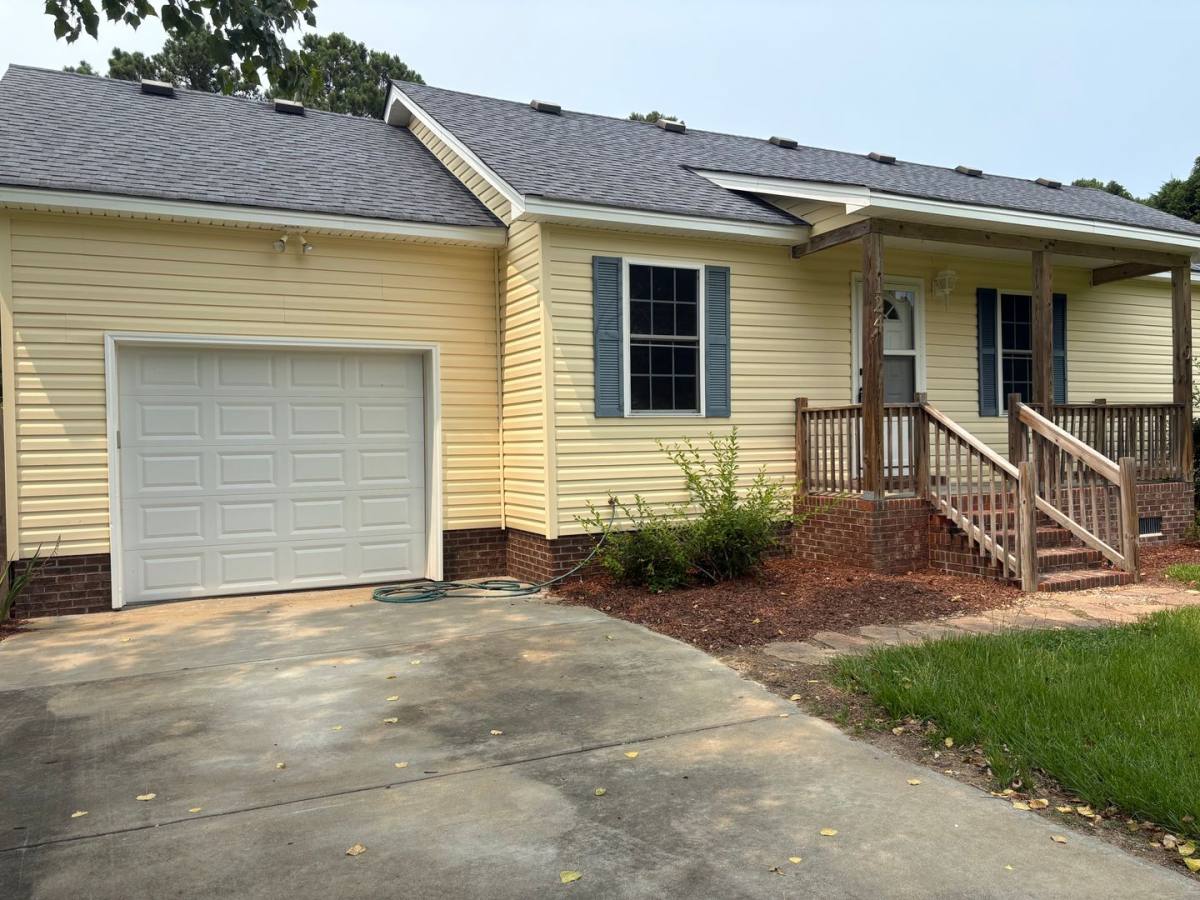 House for rent at 124 Deerfield Lane, Aydlett, NC 27916