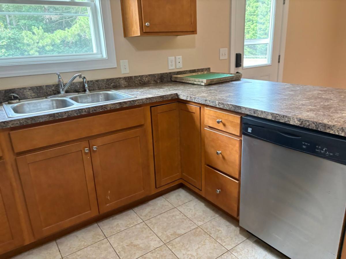 House for rent at 124 Deerfield Lane, Aydlett, NC 27916