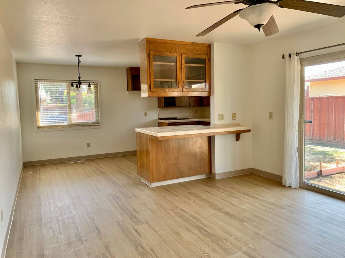 House for rent at 991 Cherry St, Hollister, CA 95023