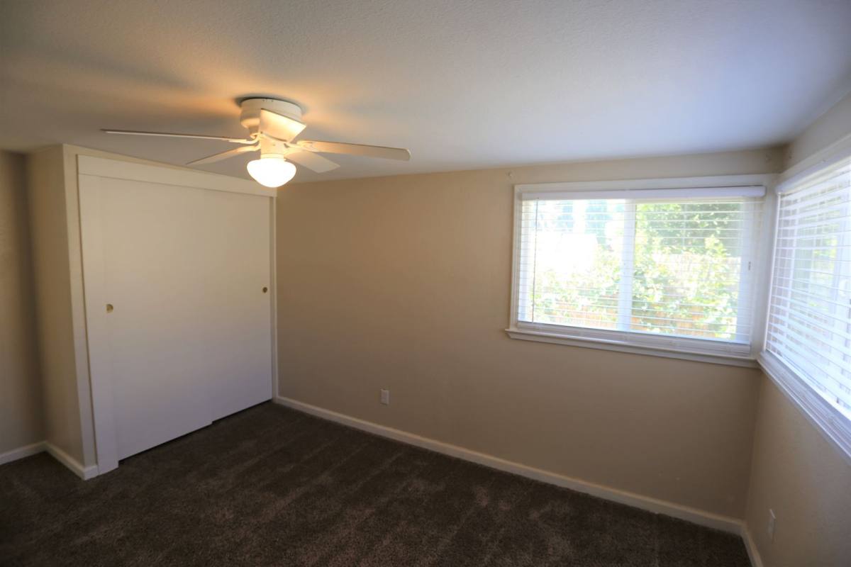 House for rent at 575 E St, Patterson, CA 95363