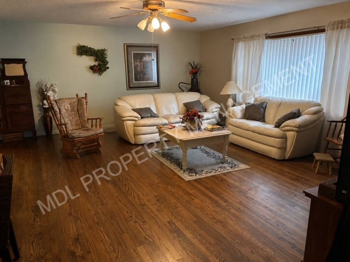 House for rent at 211 N Powell, Essexville, MI 48732