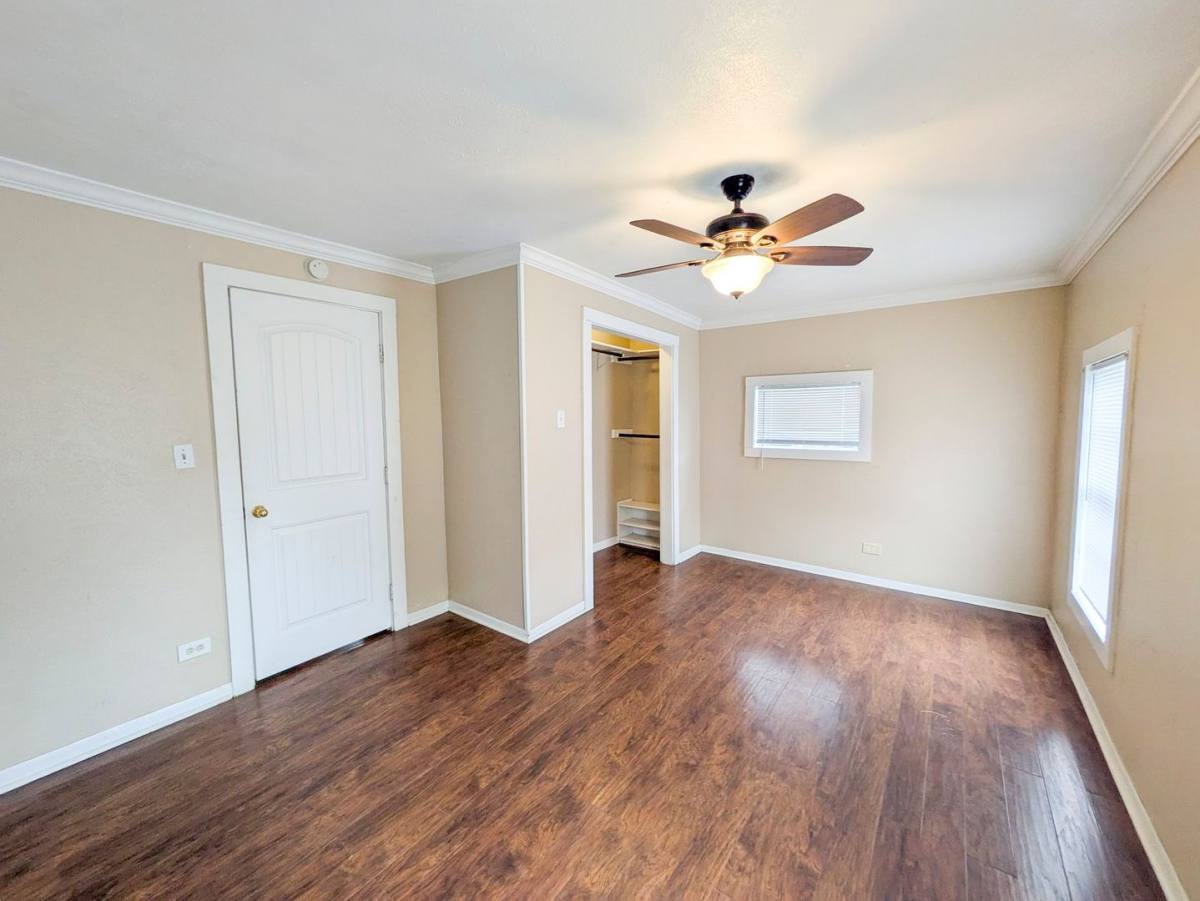 House for rent at 1030 Dallas St, Port Neches, TX 77651