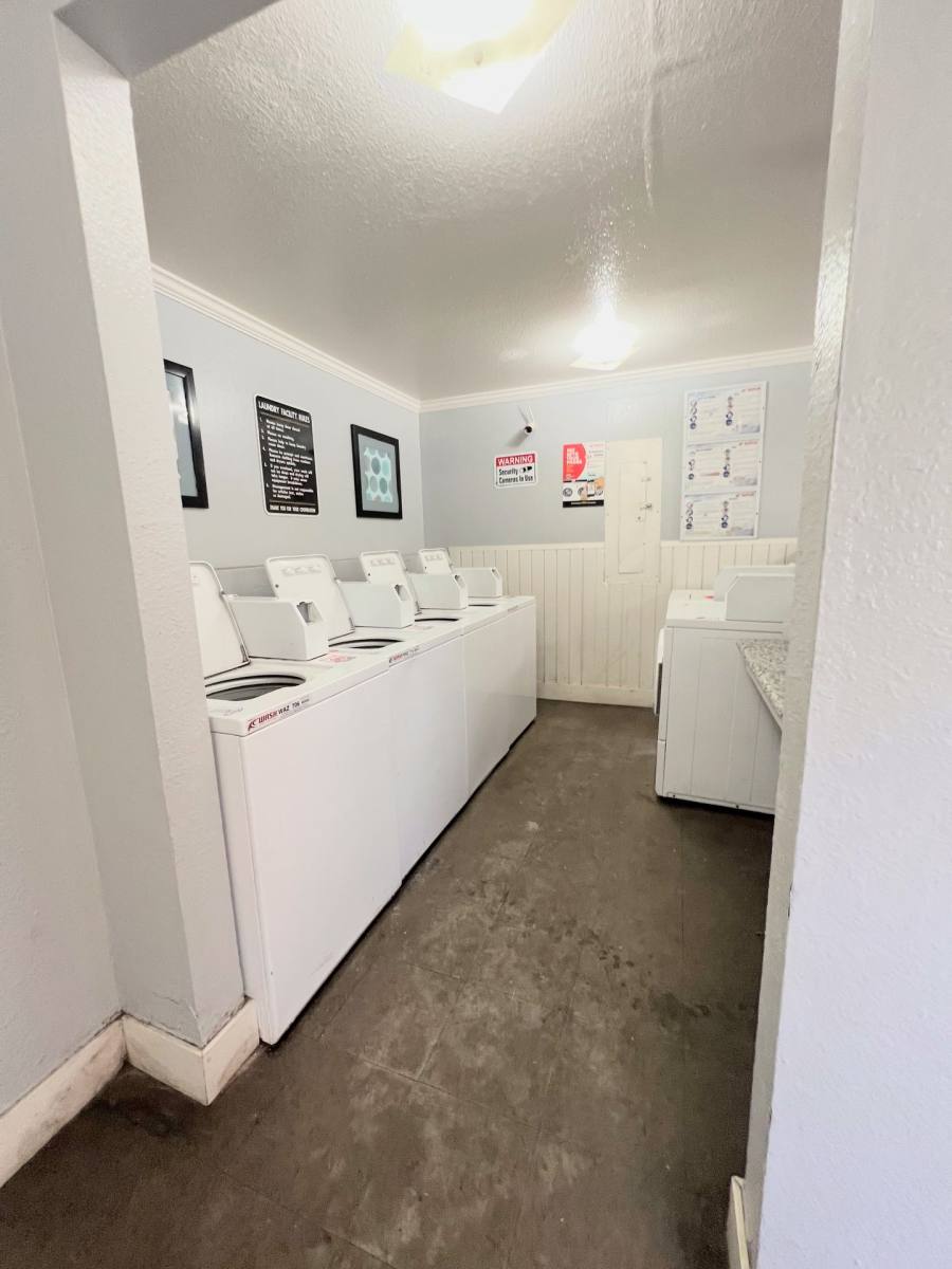 Apartment for rent at 5322 Hemlock St, Sacramento, CA 95841