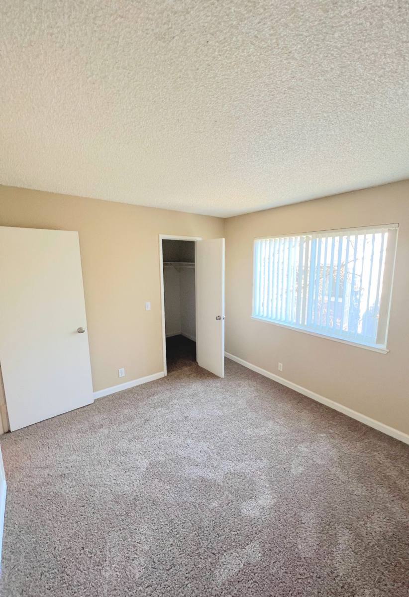 Apartment for rent at 5322 Hemlock St, Sacramento, CA 95841