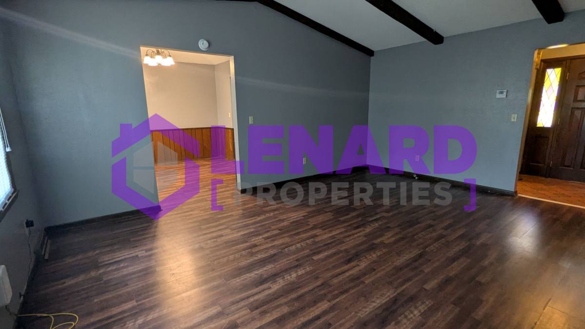 House for rent at 1004 E Auburn Place, Bolivar, MO 65613