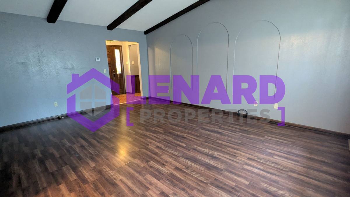 House for rent at 1004 E Auburn Place, Bolivar, MO 65613