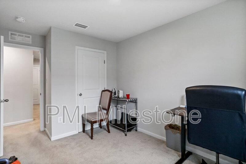 Townhouse for rent at 79 Otero Lane, Hedgesville, WV 25427