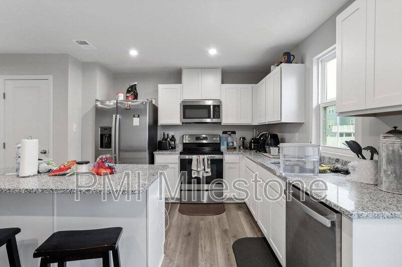 Townhouse for rent at 79 Otero Lane, Hedgesville, WV 25427