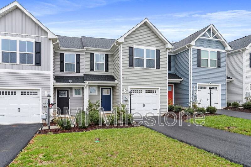Townhouse for rent at 79 Otero Lane, Hedgesville, WV 25427