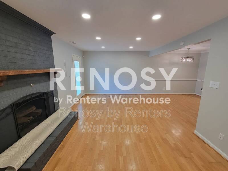 Townhouse for rent at 914 Wildwood Square Court, Virginia Beach, VA 23454