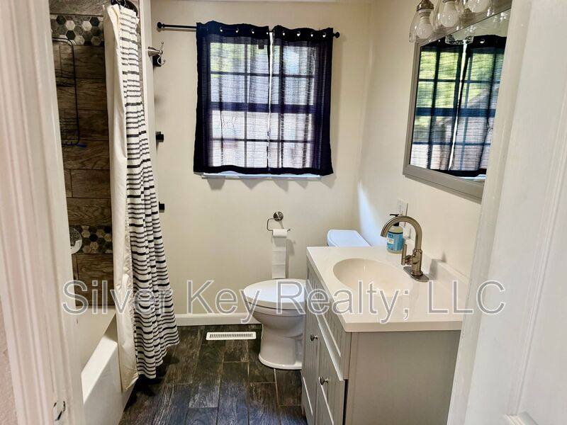 House for rent at 704 McCaslin Ave, Sweetwater, TN 37874