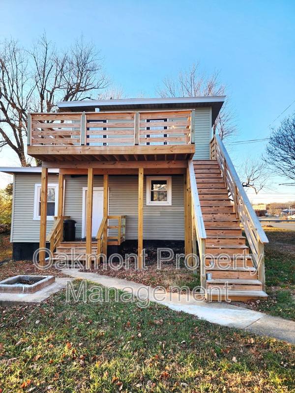Apartment for rent at 110 Phelps Rd #B, Madison Heights, VA 24572