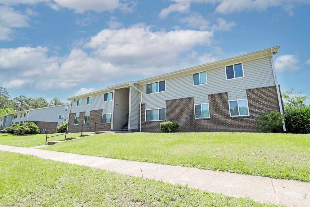 Apartment for rent at 1103 E Church St, Fort Valley, GA 31030