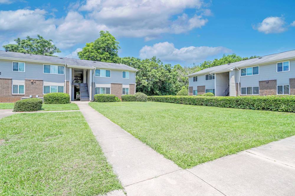 Apartment for rent at 1103 E Church St, Fort Valley, GA 31030